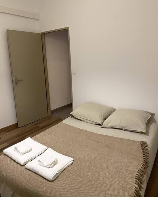 Appartement Les Halles นาร์บอนน์ ภายนอก รูปภาพ