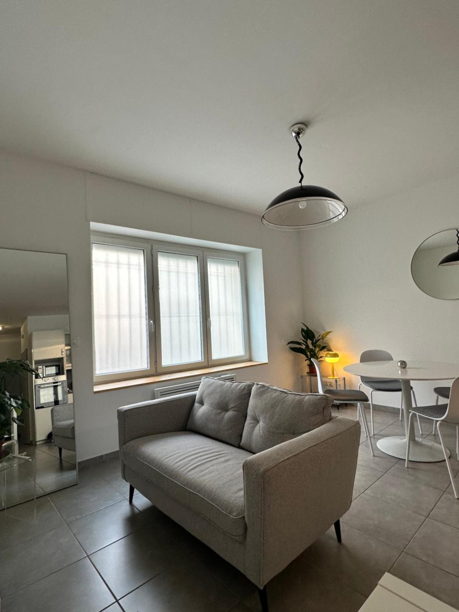 Appartement Les Halles นาร์บอนน์ ภายนอก รูปภาพ
